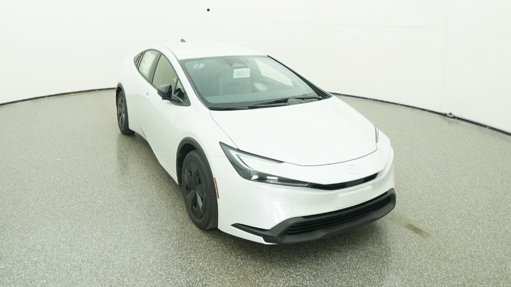 2026 Toyota Prius LE - Photo 42