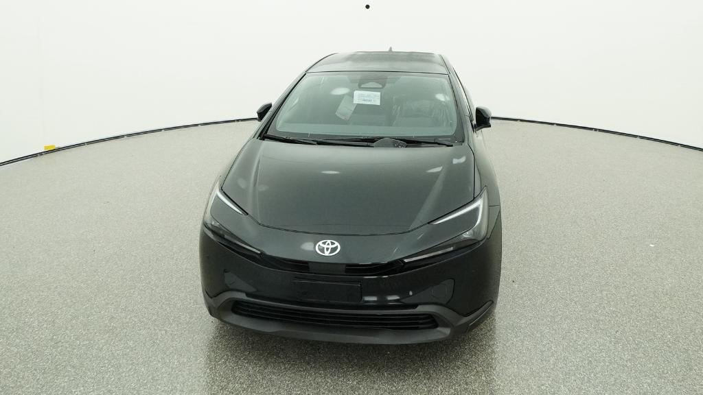 2026 Toyota Prius LE photo 2