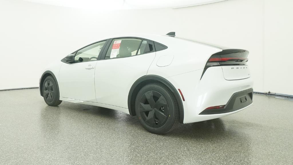 New 2026 Wind Chill Pearl <sup>1</sup> Toyota  LE image 9