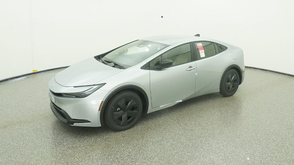 2026 Toyota Prius LE's photo