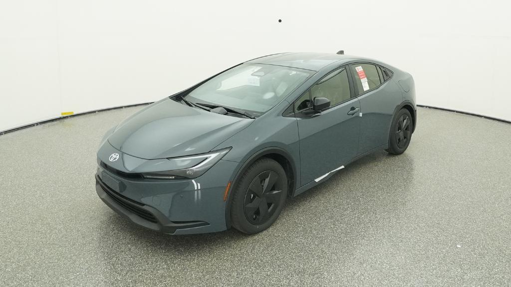 2026 Toyota Prius LE's photo