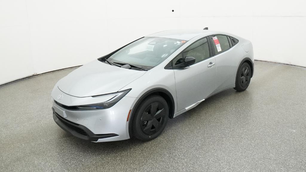 2026 Toyota Prius LE's photo