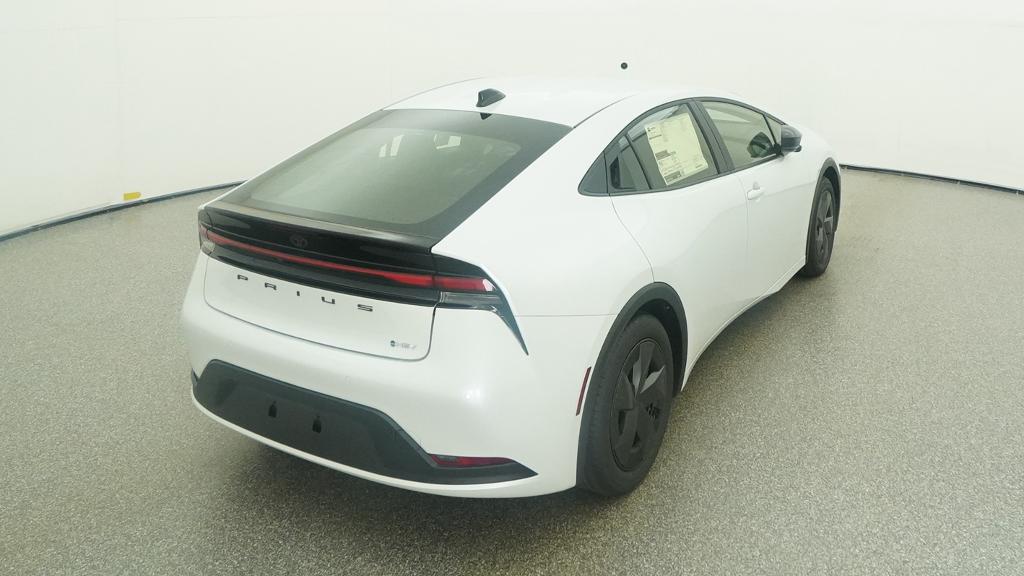 New 2027 Wind Chill Pearl <sup>1</sup> Toyota  LE image 51