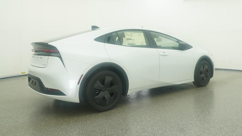 New 2027 Wind Chill Pearl <sup>1</sup> Toyota  LE image 46