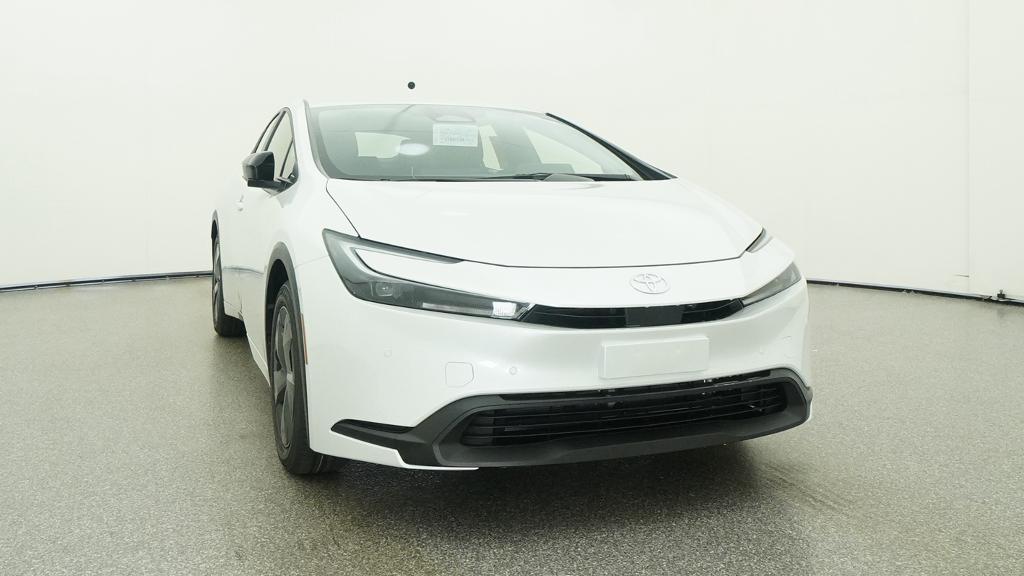 New 2027 Wind Chill Pearl <sup>1</sup> Toyota  LE image 36