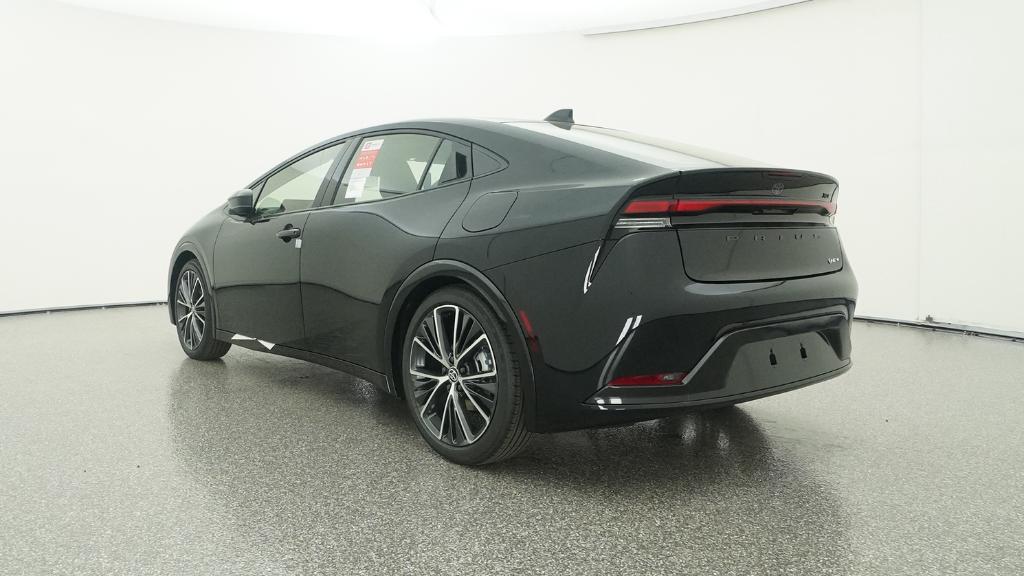 New 2026 Midnight Black Metallic Toyota  XLE image 6