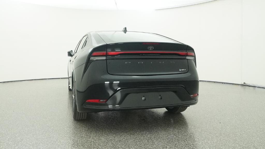 New 2026 Midnight Black Metallic Toyota  XLE image 20