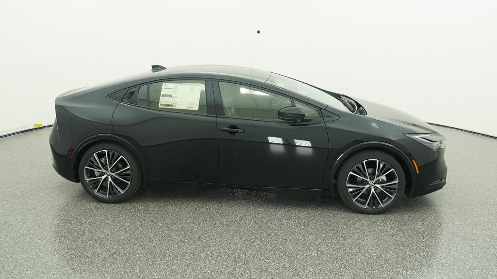 New 2026 Midnight Black Metallic Toyota  XLE image 2