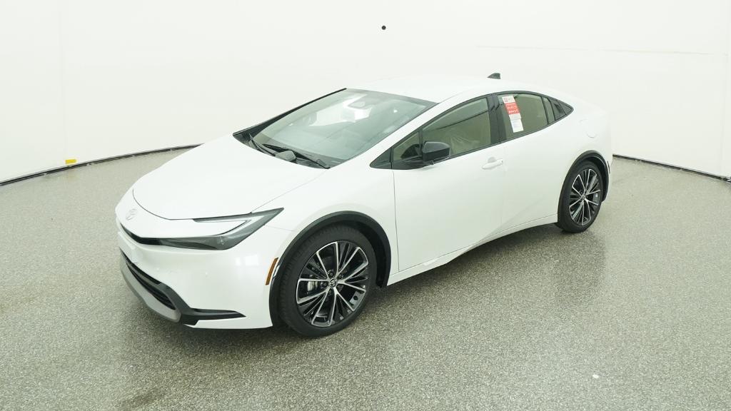 2026 Toyota Prius XLE FWD's photo