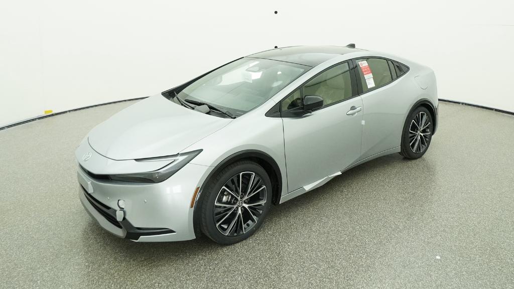 2026 Toyota Prius XLE FWD's photo