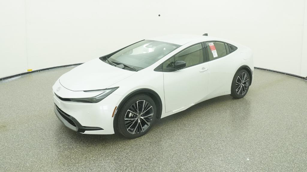 2026 Toyota Prius XLE's photo