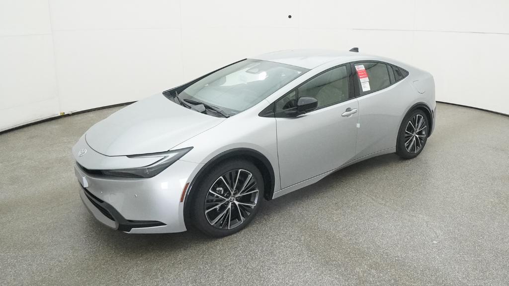 2026 Toyota Prius XLE's photo