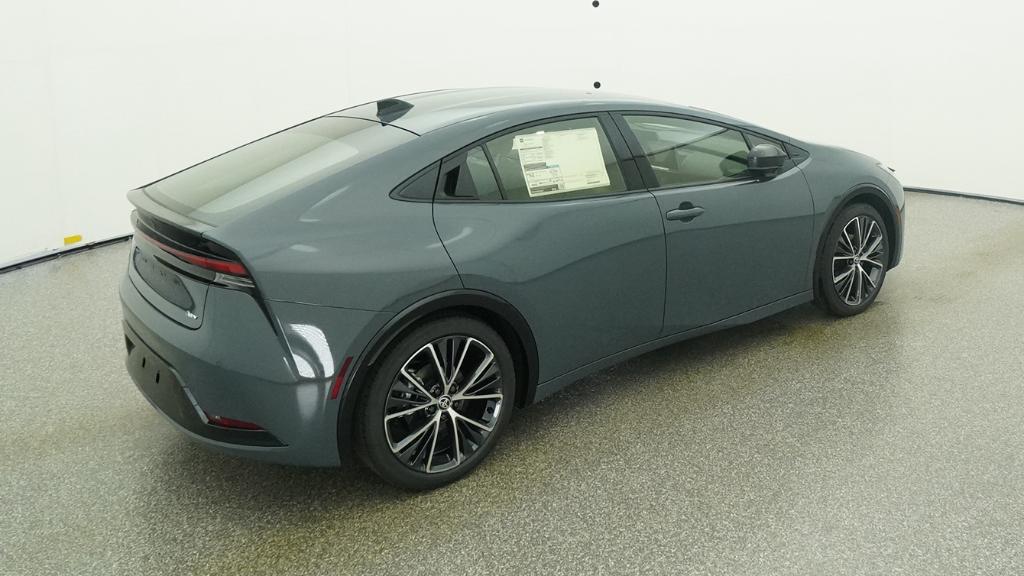 New 2026 Guardian Gray Toyota  XLE image 17