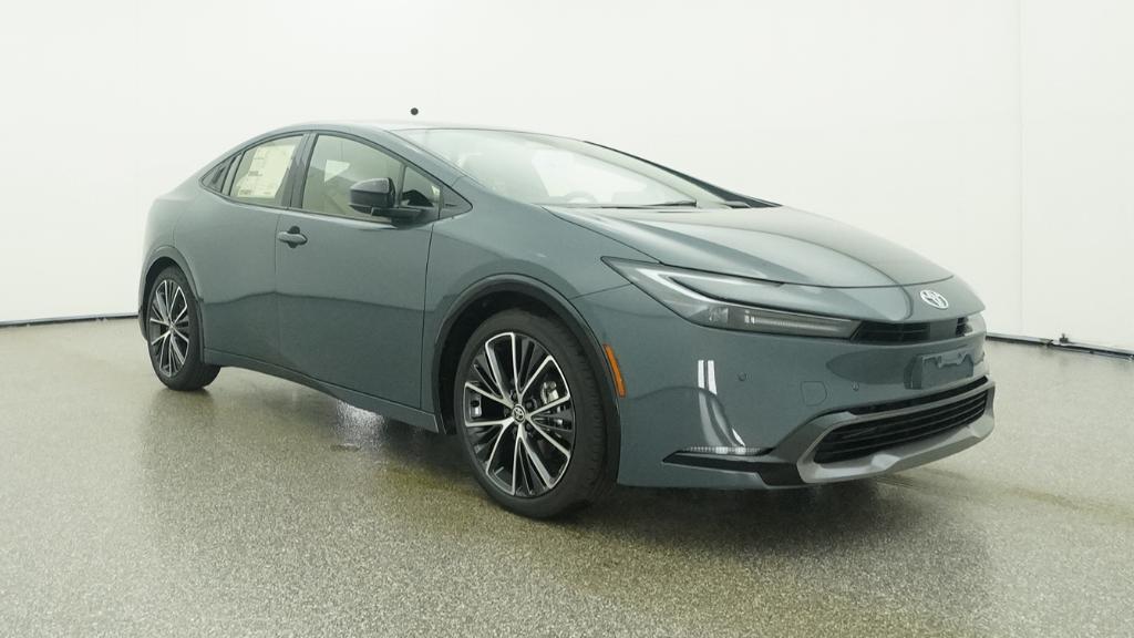 New 2026 Guardian Gray Toyota  XLE image 10