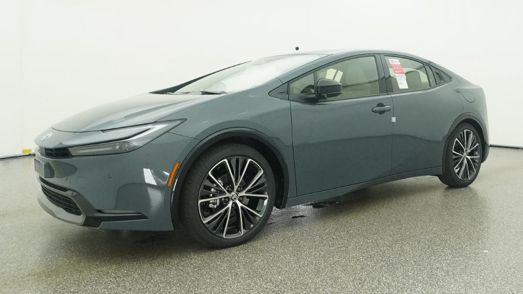 New 2026 Guardian Gray Toyota  XLE image 18