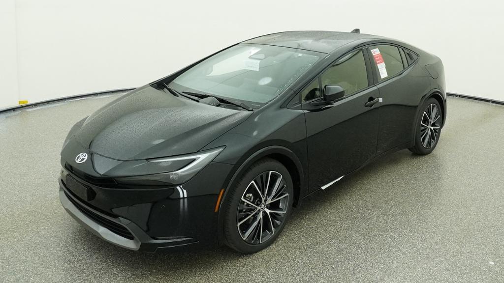 2026 Toyota Prius XLE FWD's photo