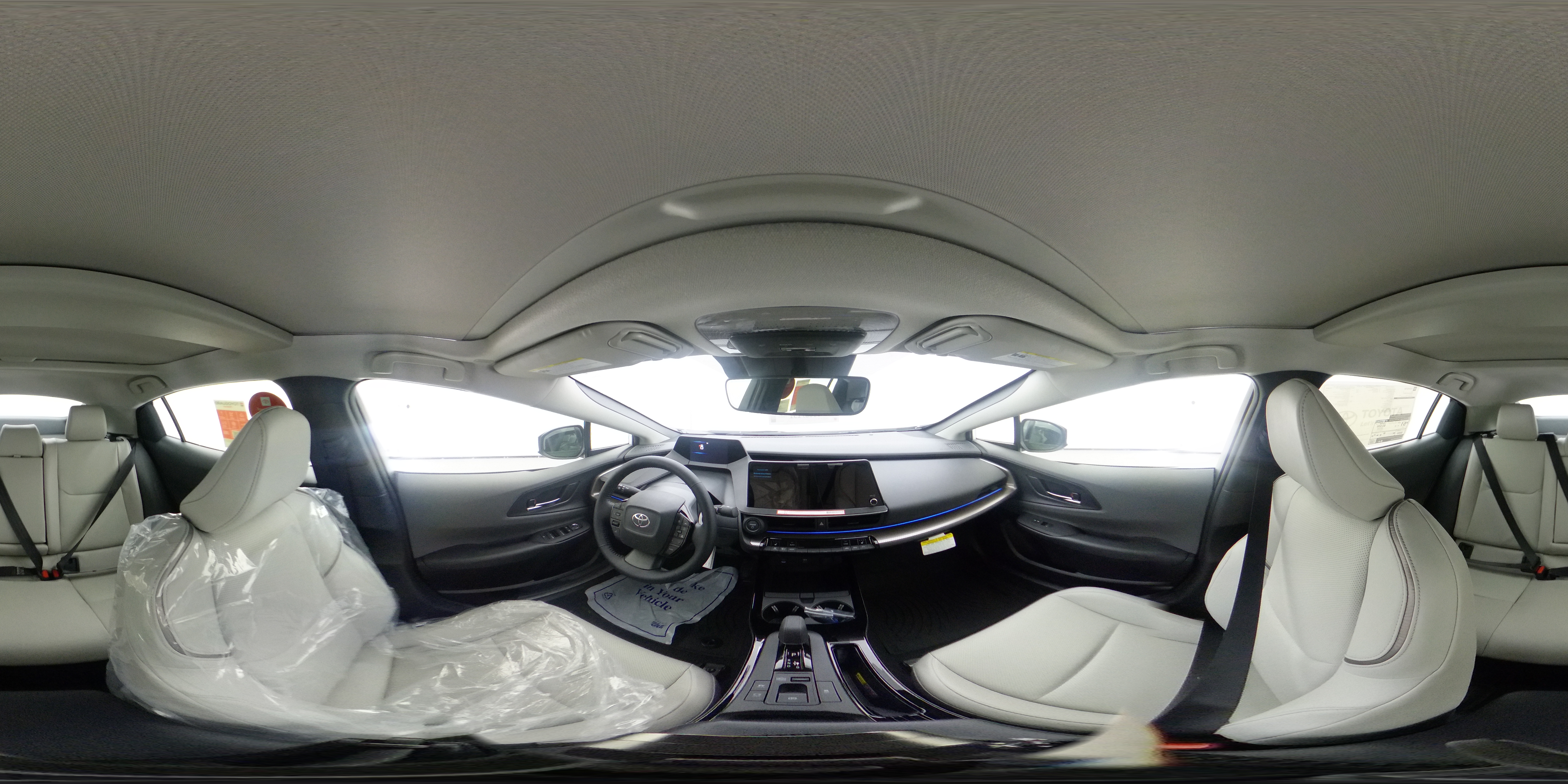 New 2027 Wind Chill Pearl Toyota XLE 360 Panorama 1