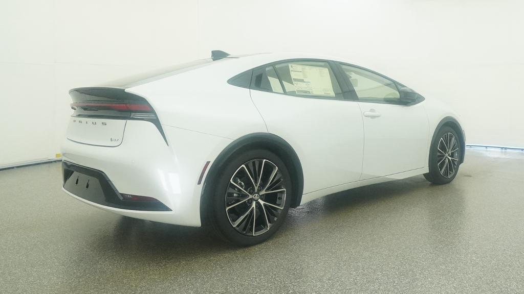 New 2027 Wind Chill Pearl Toyota XLE image 42