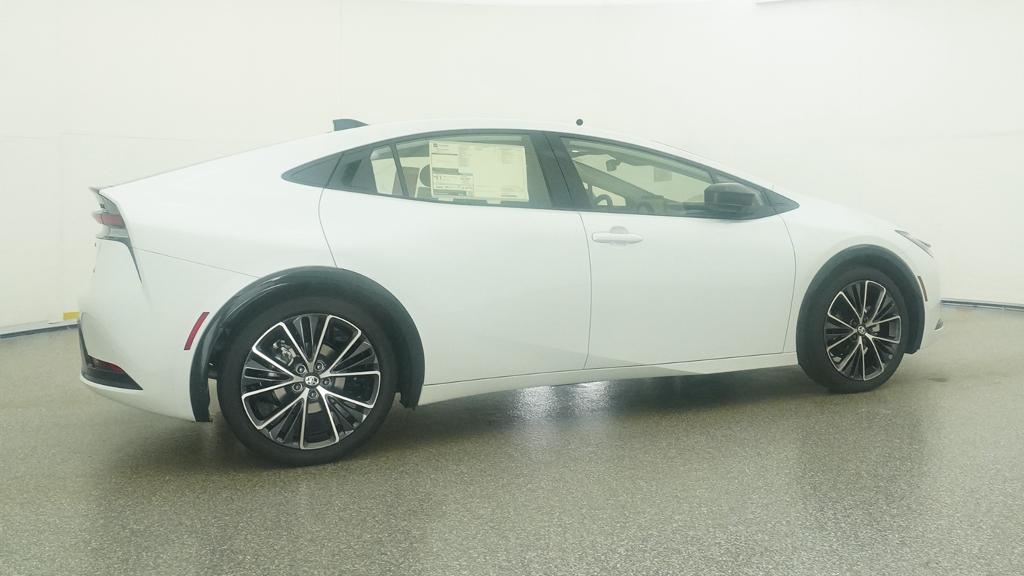 New 2027 Wind Chill Pearl Toyota XLE image 40
