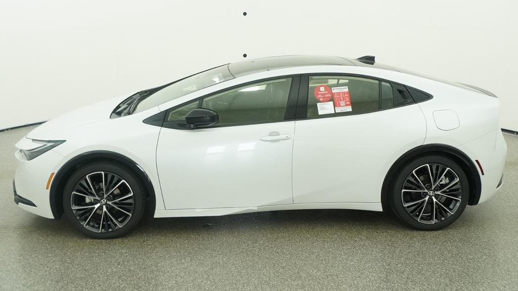 New 2027 Wind Chill Pearl Toyota XLE image 28