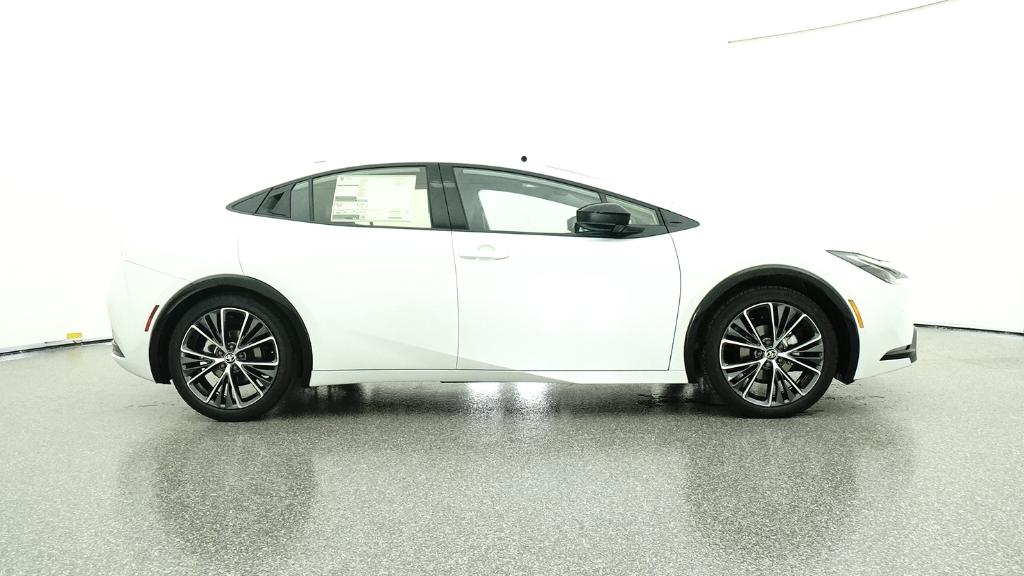 2026 Toyota Prius Limited - Photo 33