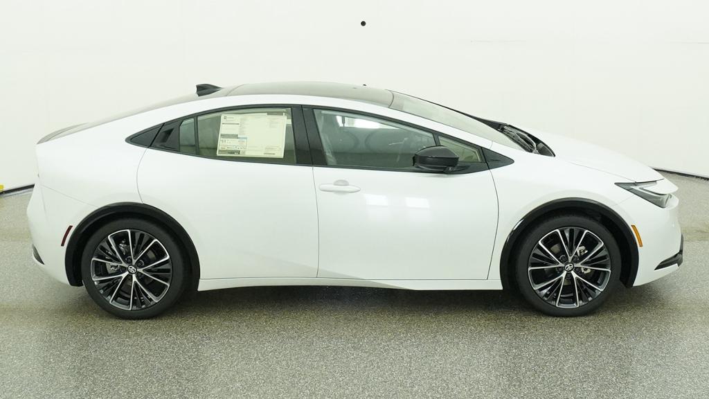 New 2027 Toyota Prius Sedan