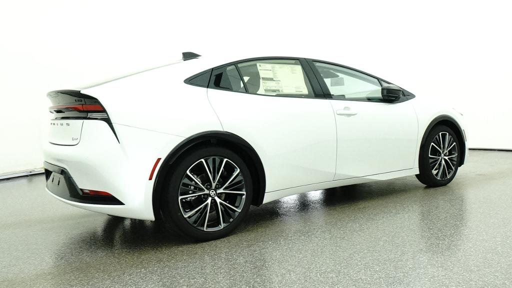 New 2027 Wind Chill Pearl <sup>1</sup> Toyota  Limited image 17