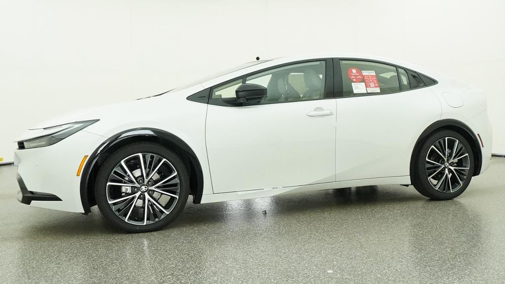 New 2027 Wind Chill Pearl <sup>1</sup> Toyota  Limited image 4