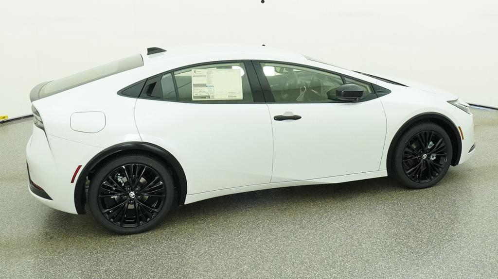 New 2027 Toyota Prius Plug-in Hybrid Sedan
