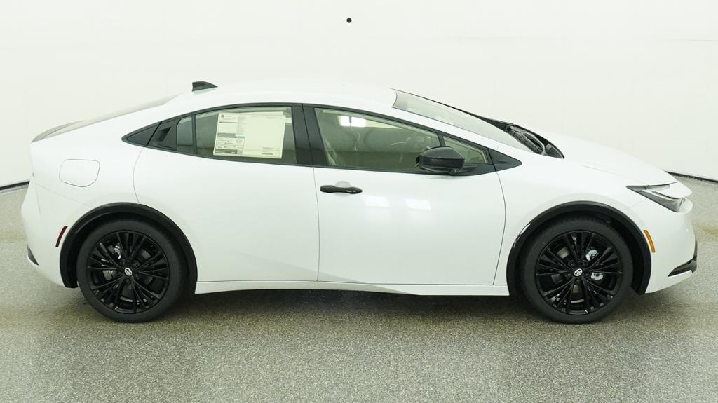 New 2027 Toyota Prius Plug-in Hybrid Sedan