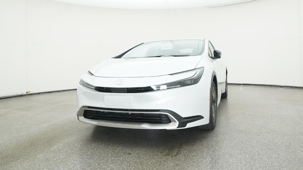2026 Toyota Prius Plug-in Hybrid SE photo 5