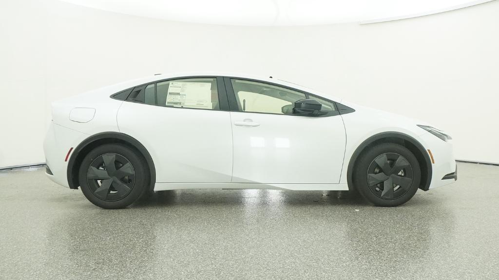New 2026 Wind Chill Pearl <sup>1</sup> Toyota  SE image 46