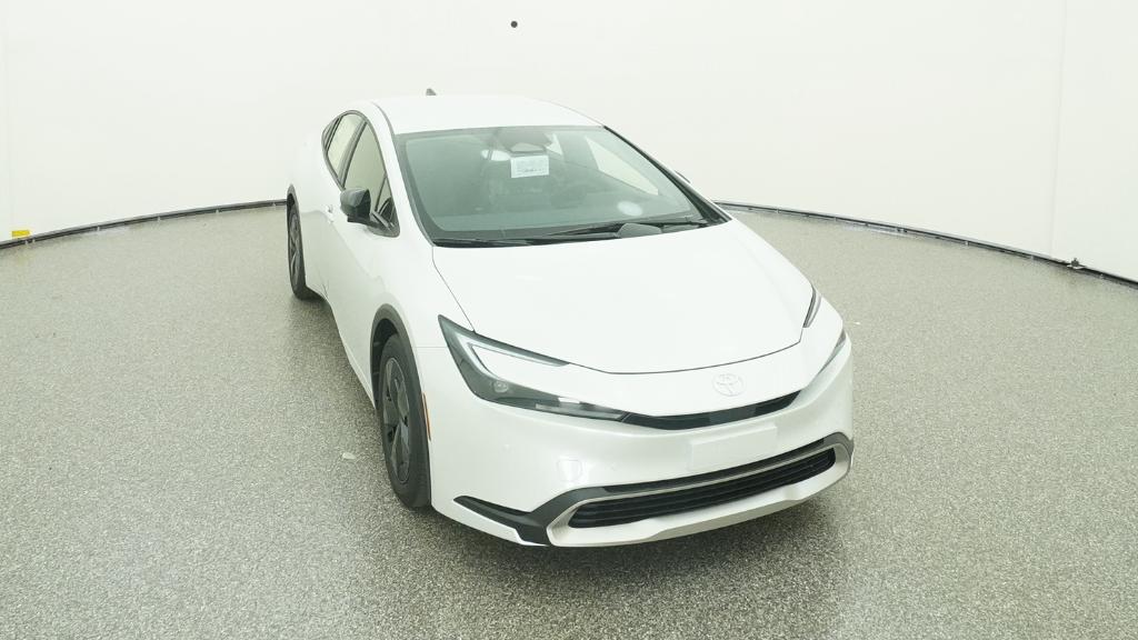 New 2026 Wind Chill Pearl <sup>1</sup> Toyota  SE image 42