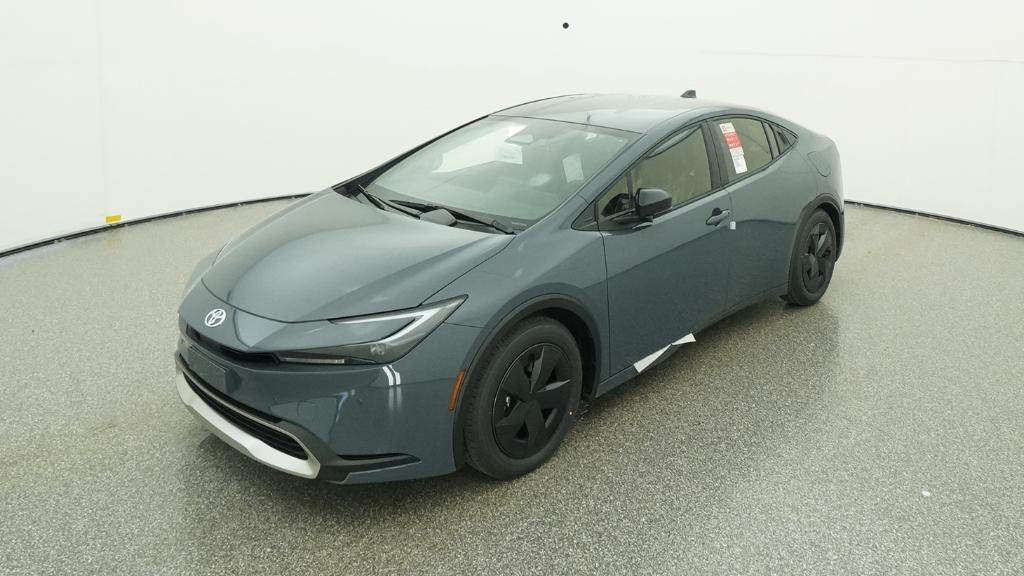 2026 Toyota Prius SE's photo