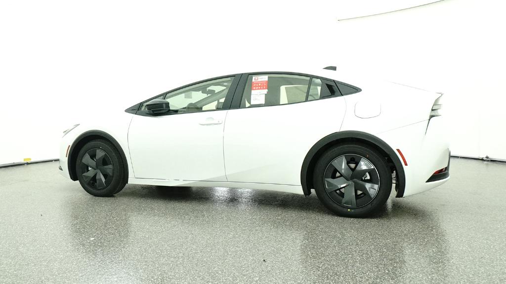 New 2026 Wind Chill Pearl <sup>1</sup> Toyota  SE image 33