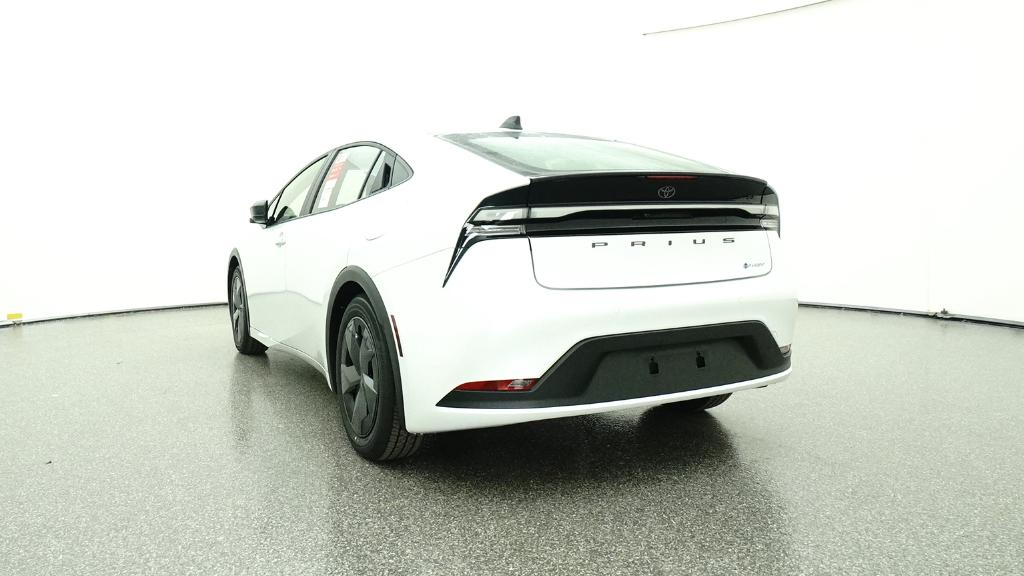 New 2026 Wind Chill Pearl <sup>1</sup> Toyota  SE image 31