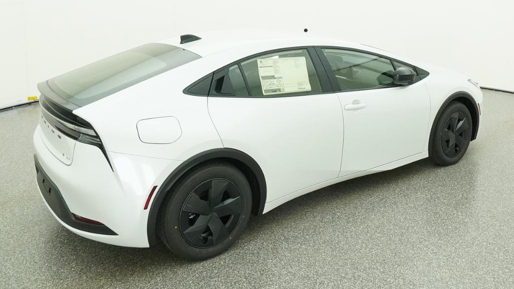 New 2026 Wind Chill Pearl <sup>1</sup> Toyota  SE image 15