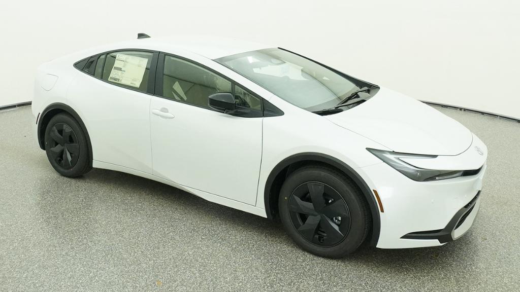 New 2026 Wind Chill Pearl <sup>1</sup> Toyota  SE image 10