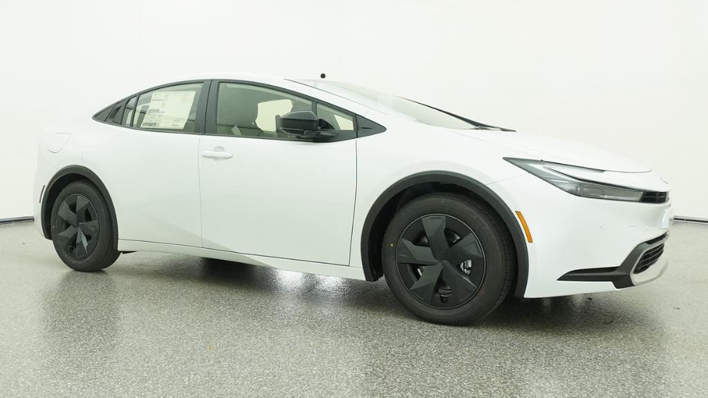 New 2026 Wind Chill Pearl <sup>1</sup> Toyota  SE image 18