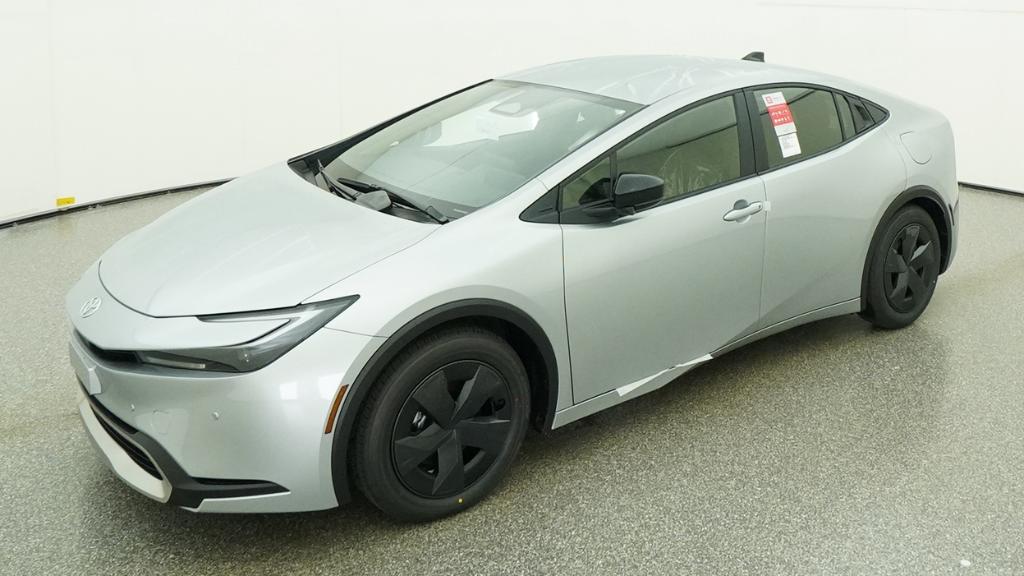 2026 Toyota Prius SE's photo