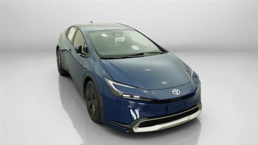 New 2027 Toyota Prius Plug-in Hybrid Sedan