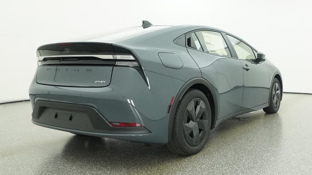 New 2027 Guardian Gray Toyota  SE image 40