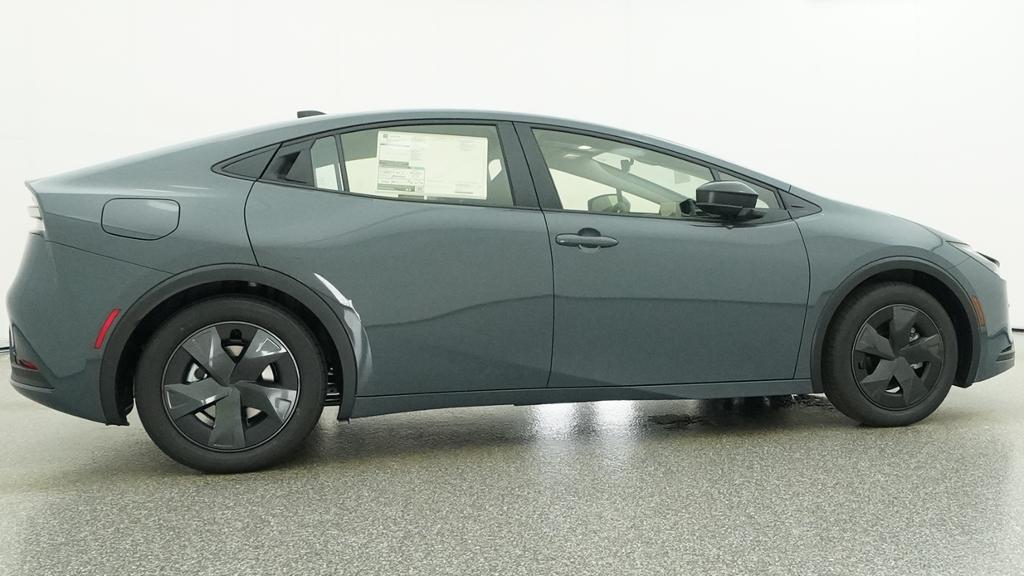 New 2027 Guardian Gray Toyota  SE image 34