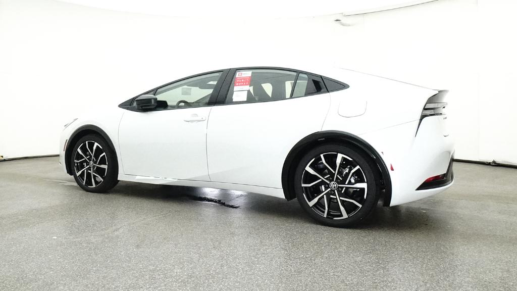 2025 Toyota Prius XSE - Photo 26
