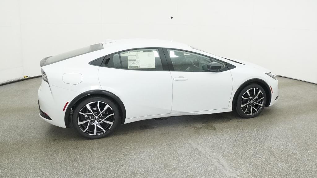 2025 Toyota Prius XSE - Photo 15