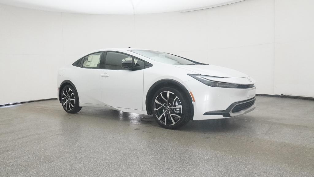 2026 Toyota Prius Plug-in Hybrid XSE - Photo 10