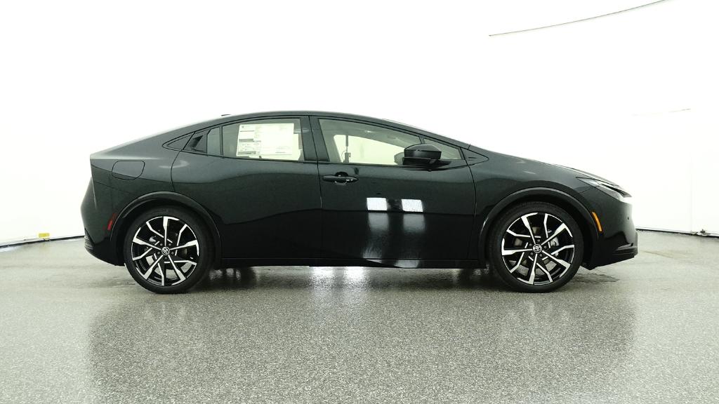 New 2026 Toyota Prius Plug-in Hybrid Hatchback