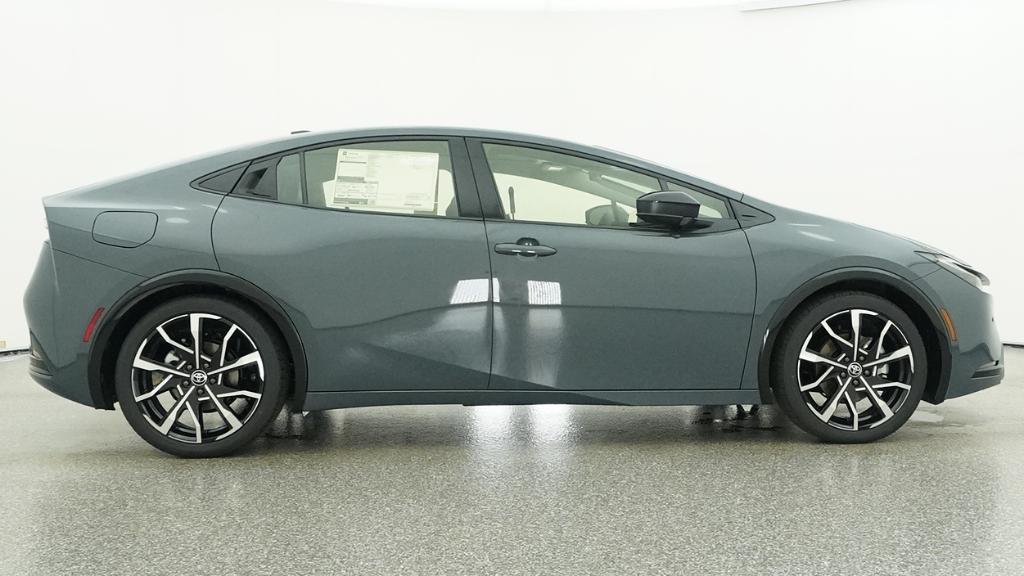 New 2026 Toyota Prius Plug-in Hybrid Hatchback