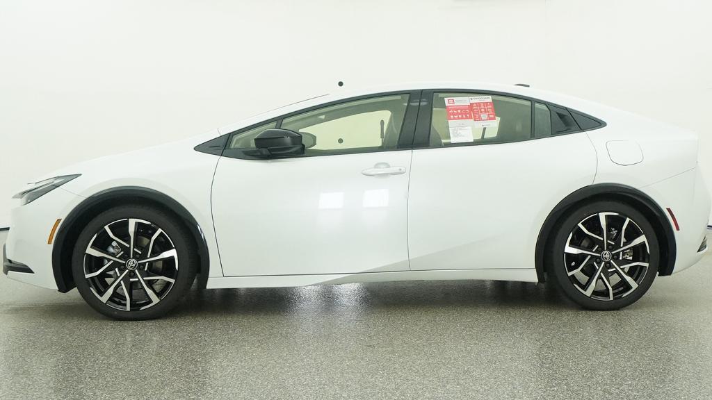 New 2026 Toyota Prius Plug-in Hybrid Hatchback