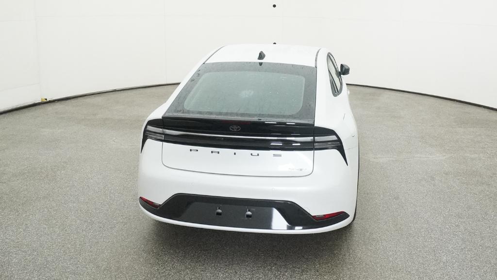 New 2026 Wind Chill Pearl Toyota XSE image 42